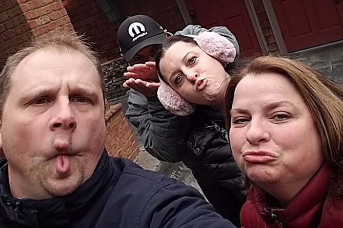 Adventurous Scavenger Hunt in Aurora by Zombie Scavengers - Common Questions