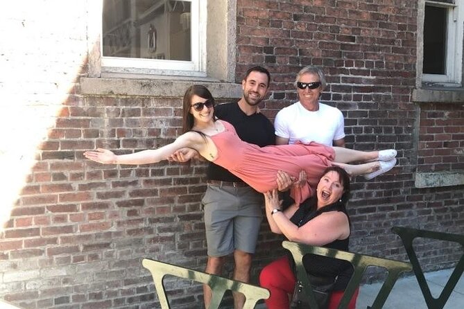 Adventurous Scavenger Hunt in Des Moines by Zombie Scavengers - Game Mechanics and Challenges