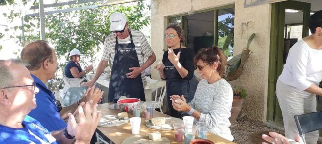 Aegina: Ceramics Class With a Local Potter - Pottery Techniques