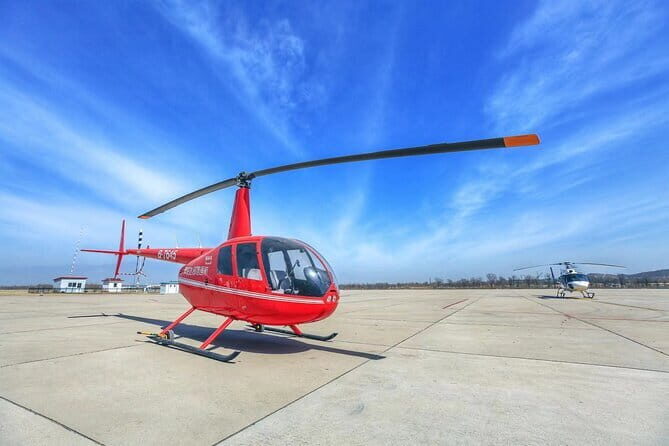 Aerial View of the Great Wall by Helicopter - Aerial View of the Great Wall by Helicopter: An Unforgettable Perspective