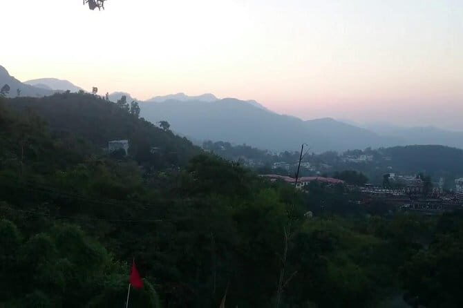 Affordable Dehradun Airport Transfer. - Who Is This Service Best For?