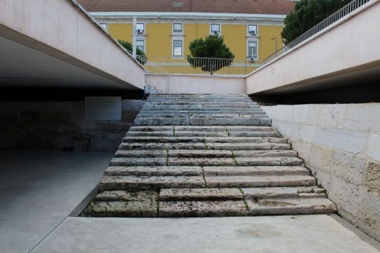 African History and Heritage Walking Tour in Lisbon - Experience Highlights