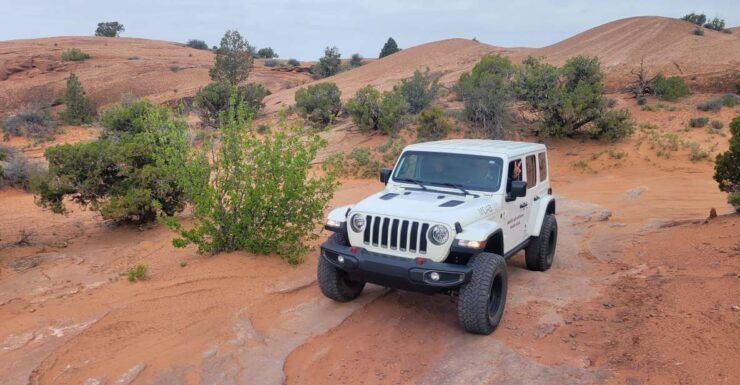 Afternoon Arches National Park 4x4 Tour - Discover Geologic Formations and Fossils