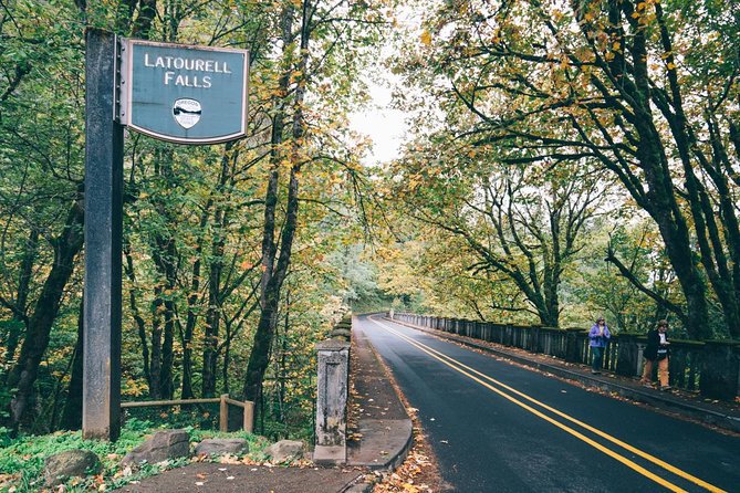 Afternoon Half-Day Multnomah Falls and Columbia River Gorge Waterfalls Tour From Portland - Traveler Reviews