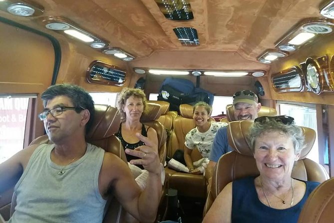 Afternoon Limousine D-Car 8-Seat Transfer to Hanoi Depart From Sapa Town Center - Limousine D-Car Features