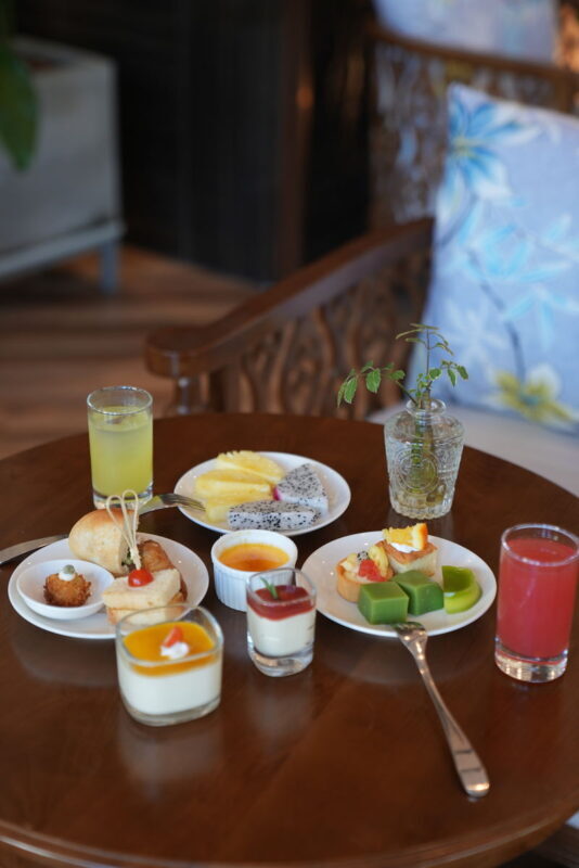 Afternoon Tea Buffet at Centre Point Signature Da Nang - Tea, coffee, and the details of service