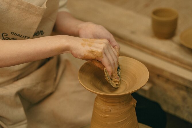 Aganoyaki Pottery Activity in Fukuchi Machi - Details