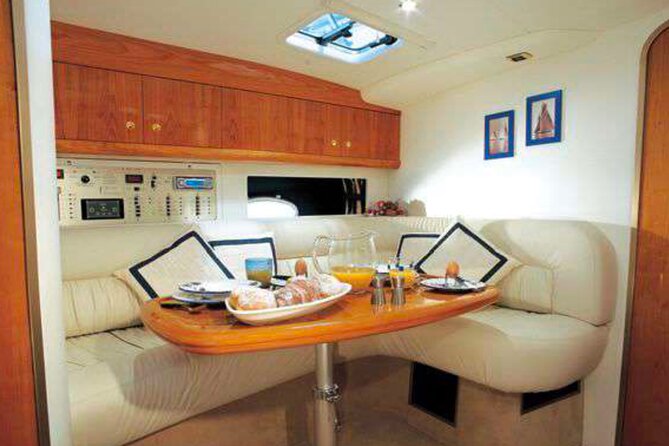 Agios Nikolaos Private Yacht Charter - Crete - Questions and Contact Information for the Yacht Charter