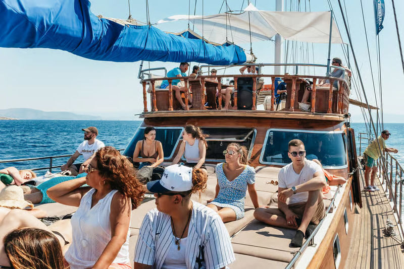 Agistri, Moni and Aegina Islands Tour with Lunch and Drinks Included - Setting Out from Marina Zeas
