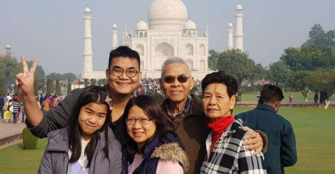Agra: 3-Hour Private Guided Walking Tour of the Taj Mahal - Language Options