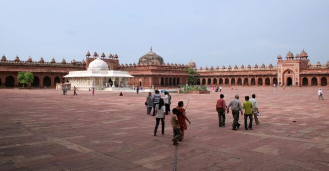 Agra City and Fatehpur Sikri Tour Full Day - Directions