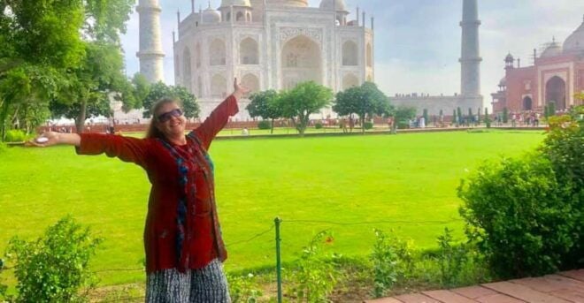 Agra: City Tour With Taj Mahal, Mausoleum, & Agra Fort Visit - Pickup Option