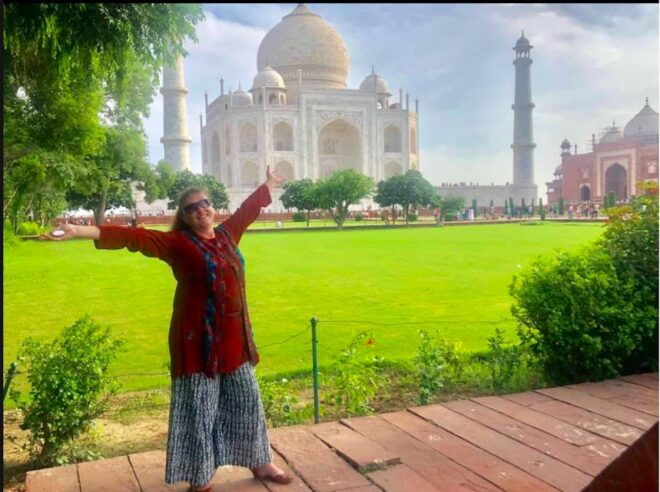 Agra: City Tour With Taj Mahal, Mausoleum, & Agra Fort Visit - Pickup Option