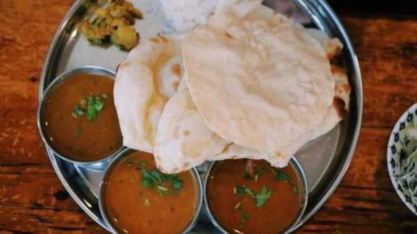 Agra: Cooking Class and Dine With a Local Family - Language Options