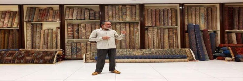 Agra: Customizable Shopping Tour with Female Expert - FAQs