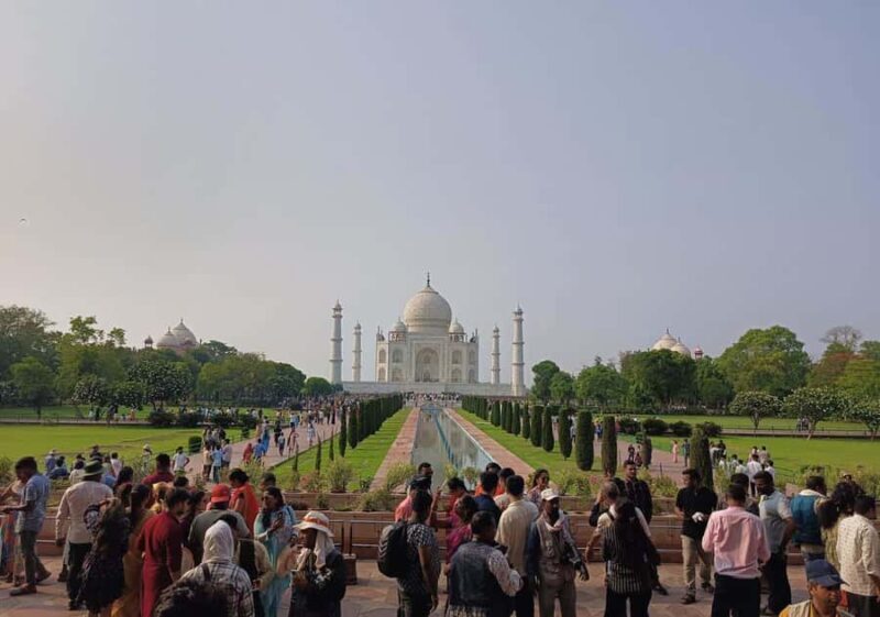 Agra: Fast Track Taj Mahal Entry Tickets - Why Choose the Fast Track Taj Mahal Tickets?