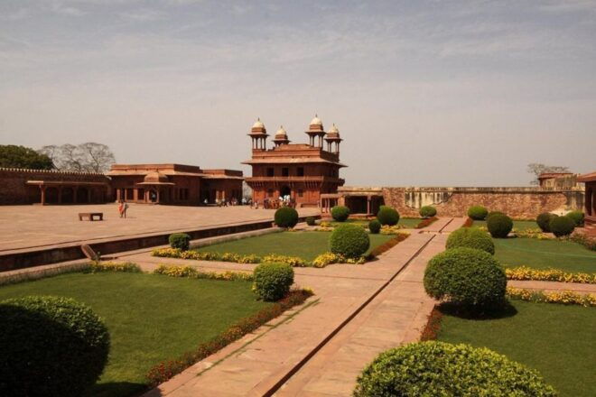 Agra: Fatehpur Sikri Sightseeing Tour by Car - All Inclusive - The Sum Up
