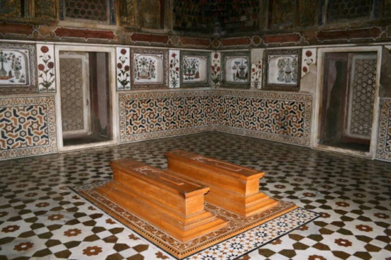 Agra fort, I'timd-ud-Daulah & Mehtab Bagh Express Tickets - Authentic Experiences Backed by Genuine Reviews