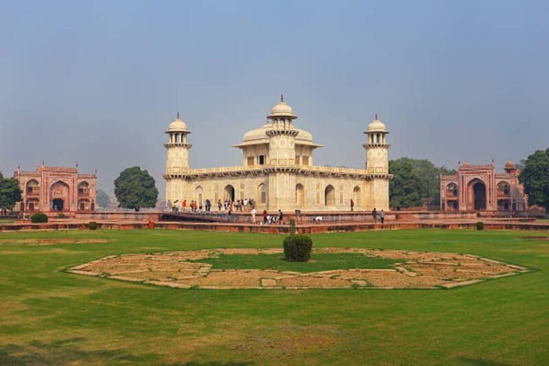 Agra fort, I'timd-ud-Daulah & Mehtab Bagh Express Tickets - Who Will Love This Tour?