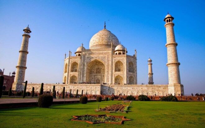 Agra: Full-Day Guided Sightseeing Tour With Hotel Transfers - Cultural Experience and Shopping