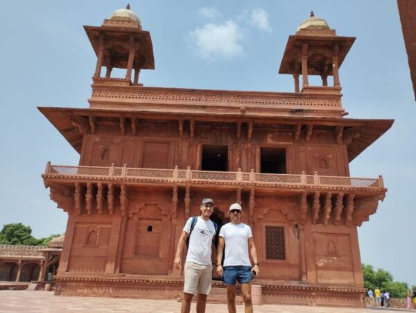 Agra Full Day & Overnight Private Tour With Fatehpur Sikri - Additional Tips