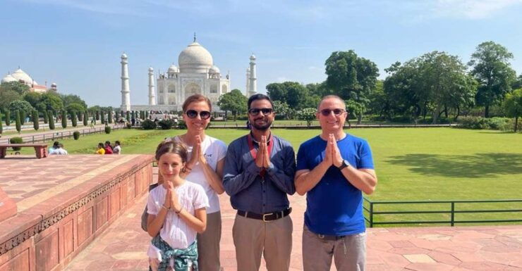 Agra: Guided Tour of Taj Mahal, Agra Fort and Fatehpur Sikri - Highlights of the Tour