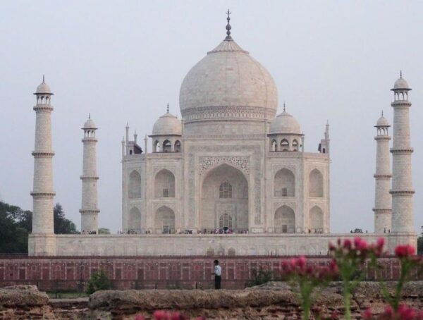 Agra: Half Day Taj Mahal Private Guided City Tour - Background