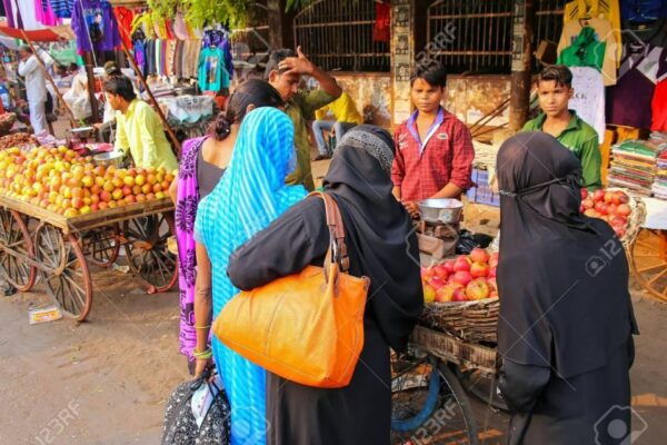 Agra: Heritage Walking Tour of Agra 2 Hours by Auto Rickshaw - The Sum Up