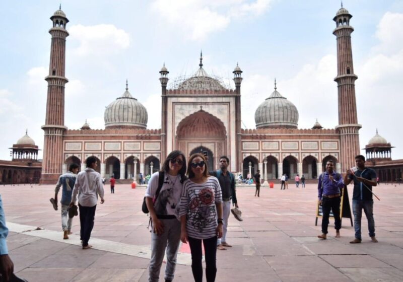 Agra: Heritage Walking Tour of Agra 2 Hours by Tuk-Tuk - An In-Depth Look at the Agra Heritage Walking Tour