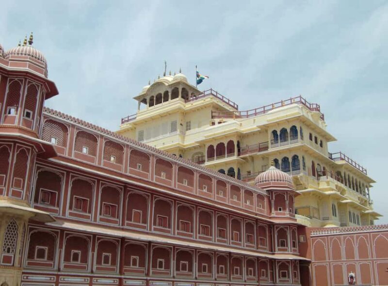 Agra: Jaipur Day Trip with City Palace and Hawa Mahal - Introduction to the Jaipur Day Trip from Agra