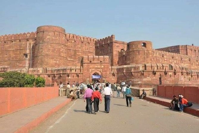 Agra Mathura Vrindavan Tour - Logistics and Meeting Point