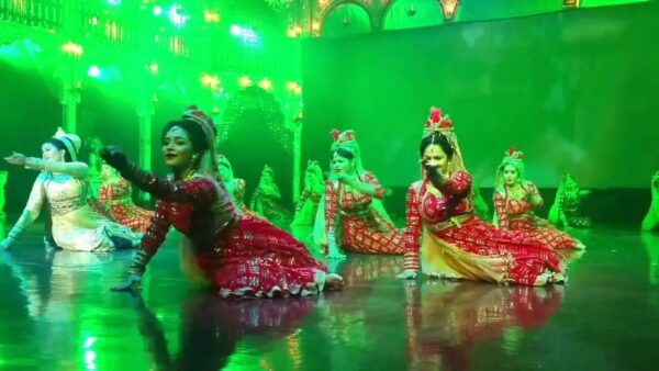 Agra: Mohabbat the Taj Show Tickets and Agra Transfers - Common Questions