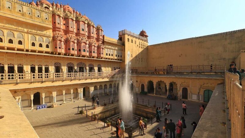Agra: Private Same Day Jaipur Tour with Transfers & Lunch - Lunch: Savoring Rajasthani Flavors