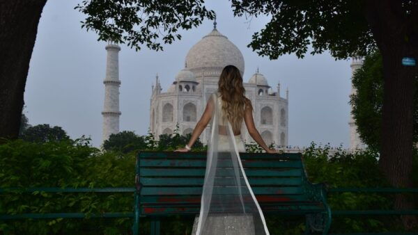 Agra: Private Taj Mahal and Agra Day Tour With Transfer - Price and Duration