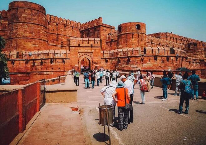 Agra: Private Tour Guide in Agra Full-Day - Important Information