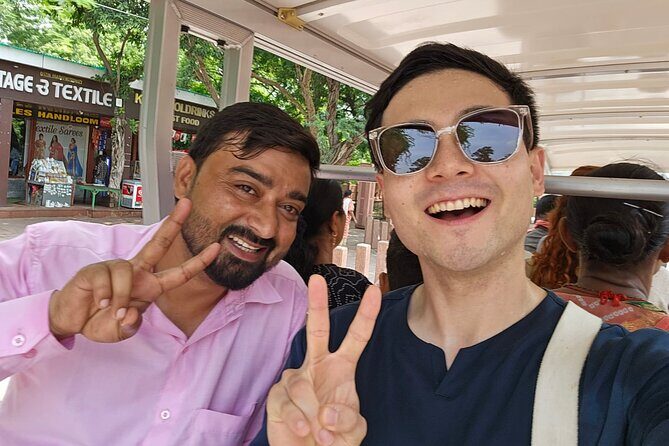 Agra Private Tour with Multilingual Guide and Skip the Queue - Exploring the Taj Mahal