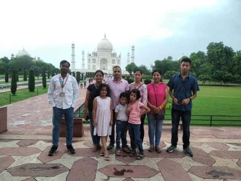 Agra Sightseeing Tour Day Trip With Tuk Tuk & Tour Guide - Itinerary Breakdown: A Closer Look