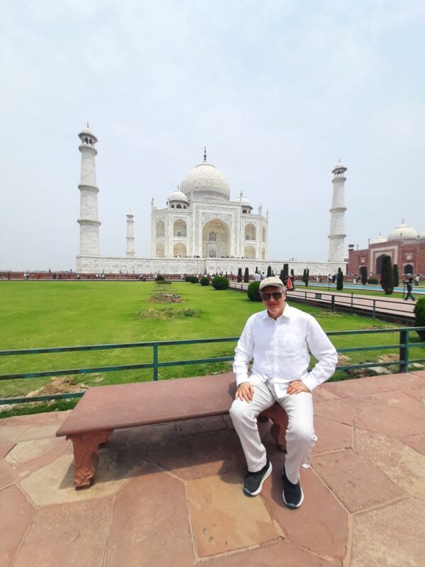 Agra: Skip-the-Line Taj Mahal & Agra Fort Private Tour - Agra Fort and the Mughal story