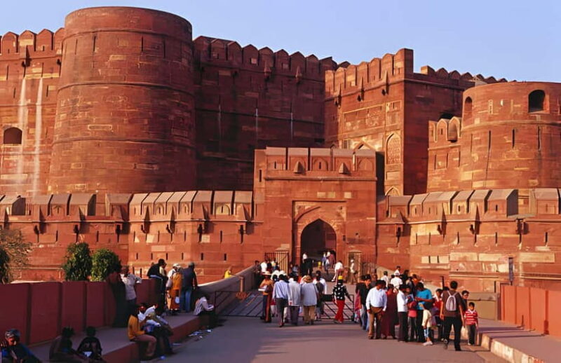 Agra: Skip The Line Taj Mahal & Agra Fort Tour with Transfer - Who Should Consider This Tour?