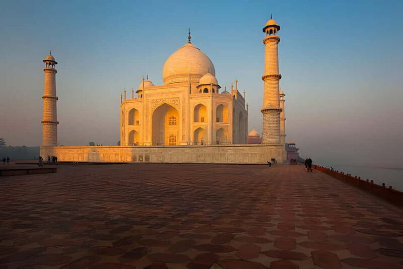 Agra: Skip The Line Taj Mahal & Agra Fort Tour with Transfer - The Sum Up