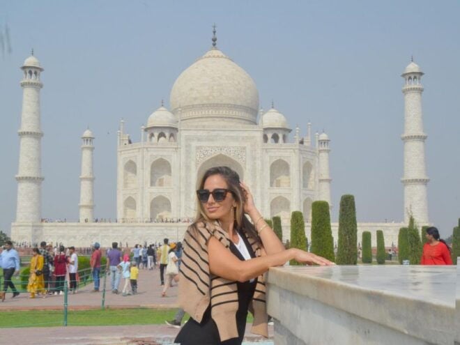 AGRA : Skip the Line - Taj Mahal and Agra Fort Private Tour - Experience