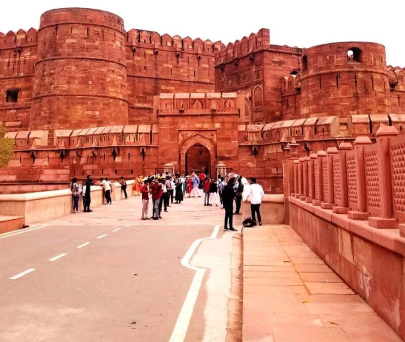 Agra: Skip-the-Line Taj Mahal & Mausoleum Guided Tour - The Sum Up