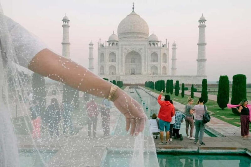 Agra: Skip-the-Line Taj Mahal Sunrise Tour with Breakfast - The Experience in Detail