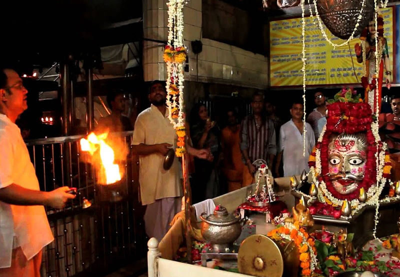 Agra: Street Food Walking Tour, Spice Market, & Tuk-tuk Ride - Rawatpara: follow the spice market’s colors and scents