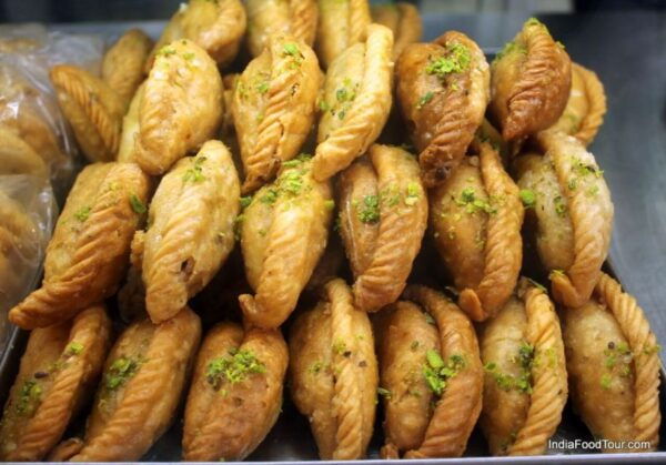 Agra: Street Food Walking Tour With Tastings - Frequently Asked Questions