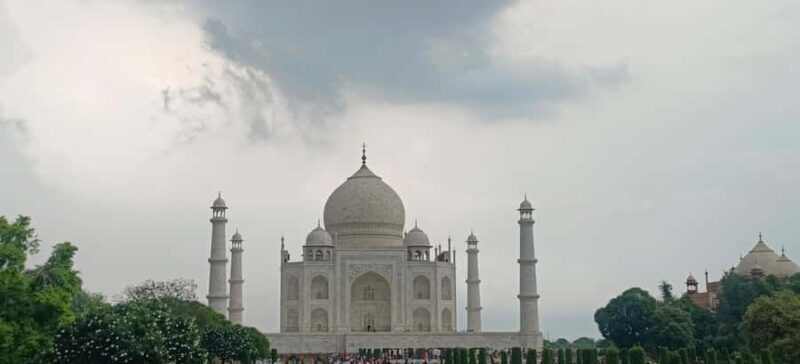 Agra: Taj Mahal, Agra Fort, and Jama Masjid Guided Tour - The Sum Up