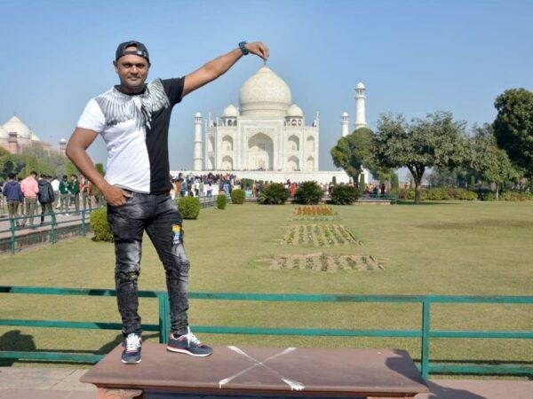 Agra: Taj Mahal and Agra Fort Skip-The-Line Tickets & Guide - Common Questions