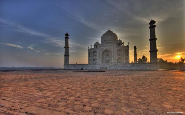 Agra: Taj Mahal and Agra Fort Tour With Skip the Line Ticket - The Sum Up