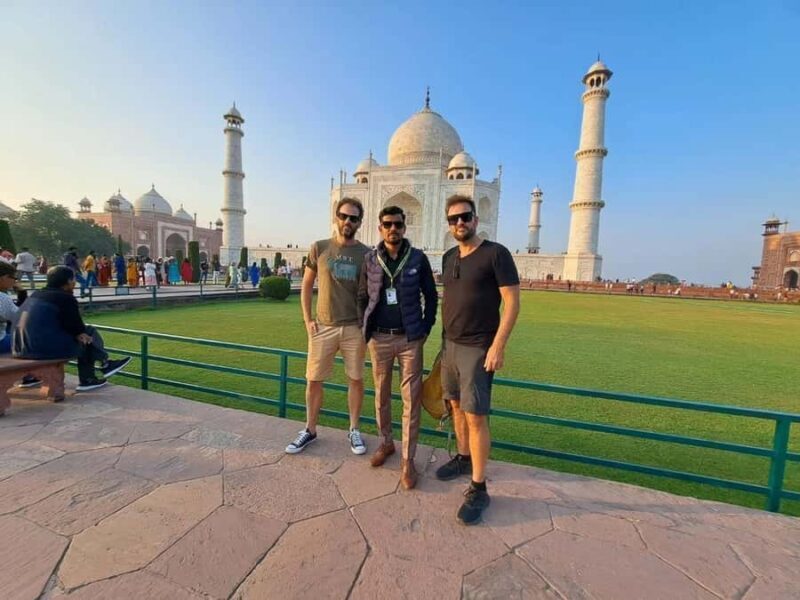 Agra: Taj Mahal Express Entry Tickets w/ Local Expert Guide - Discovering the Taj Mahal in Style: A Review of the Agra Express Entry Tour with Guide
