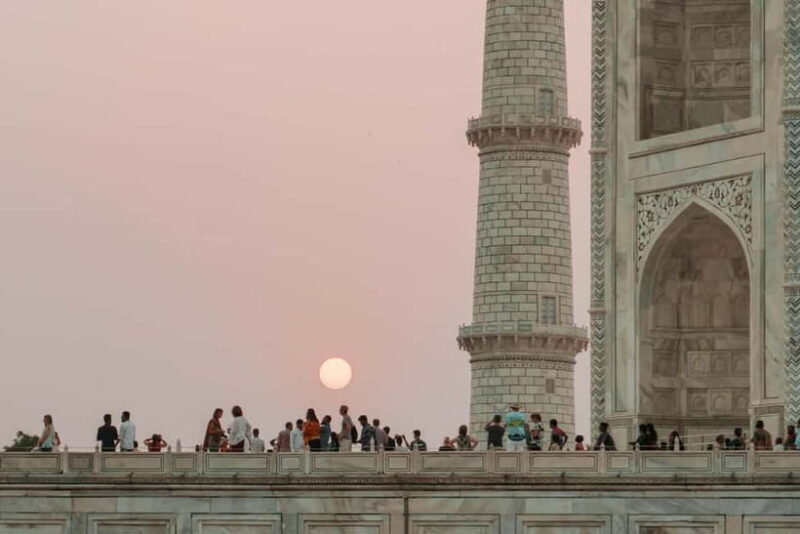 Agra: Taj Mahal Guided Tour with Photographer & Rental Saree - Authentic Insights from Travelers